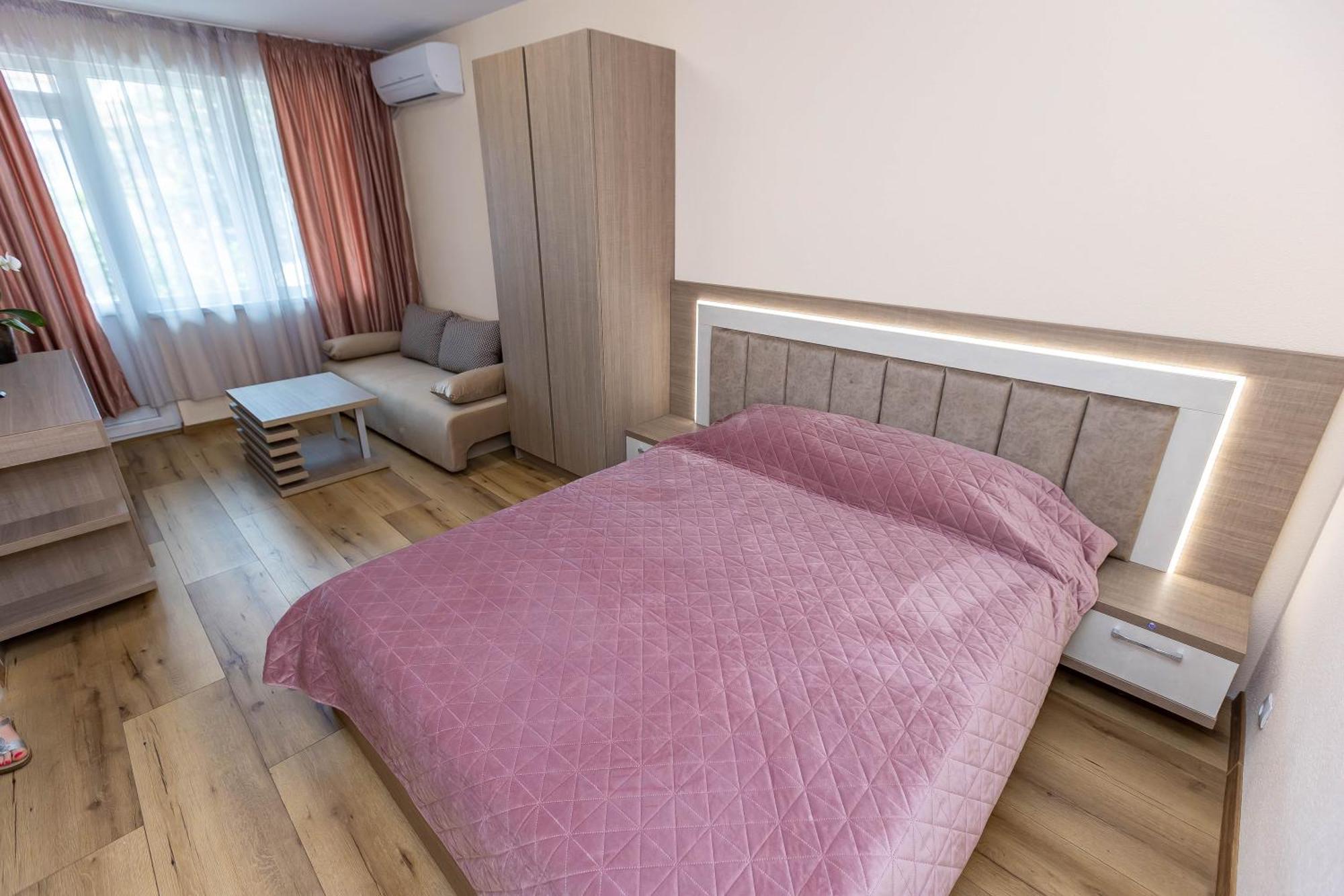 Family Hotel Ambrozia Sandanski Eksteriør billede